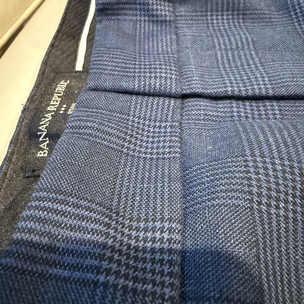 Banana Republic Navy Trousers - Picture 5 of 7